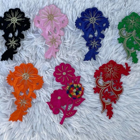 7 Iron on Embroidery Patches Multi Color Flower Patches Clothes jacket Lot of 7 - Picture 9 of 9
